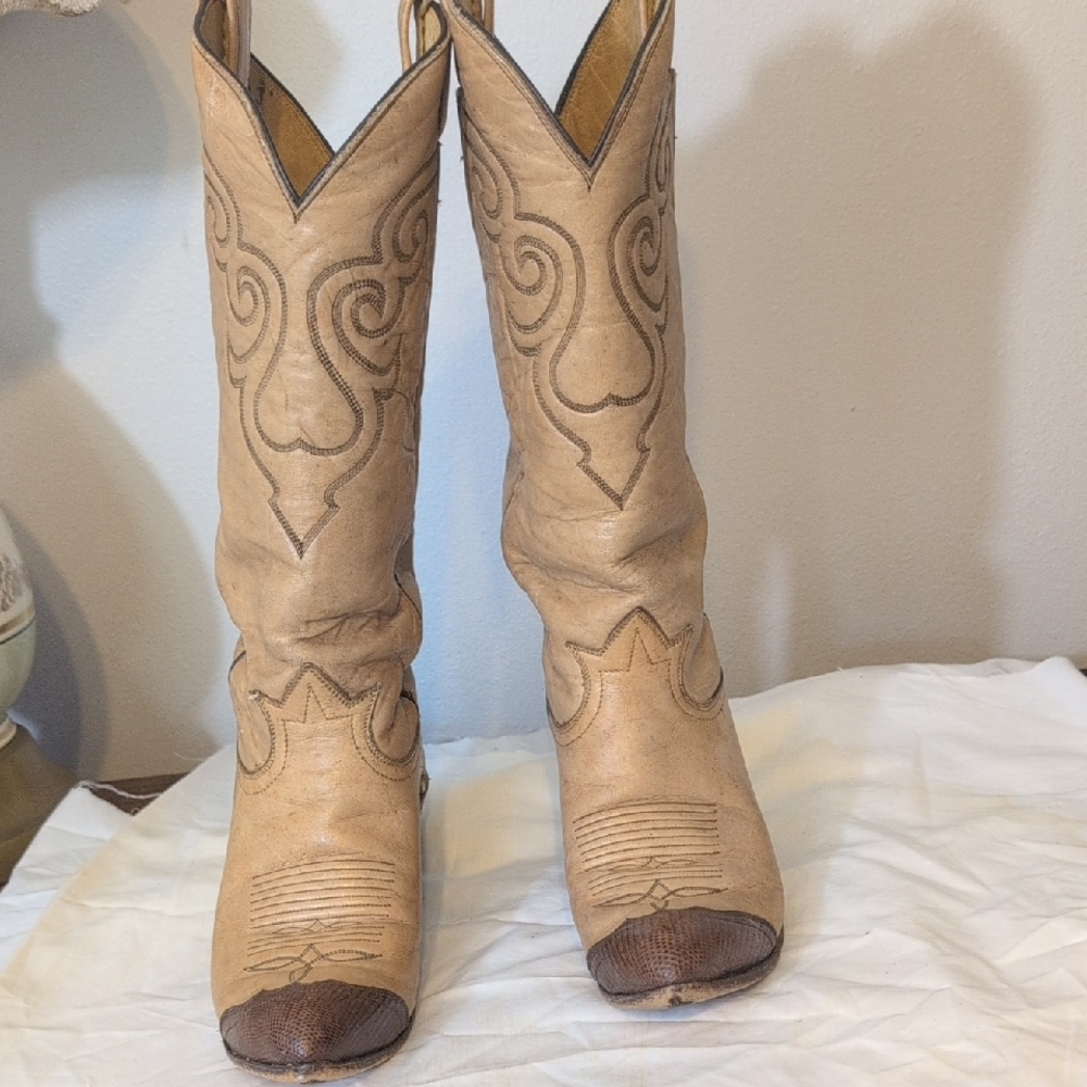 Tony Lama Beige Embroidered Heeled Boots